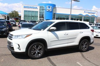 Used 2019 Toyota Highlander LE image 1
