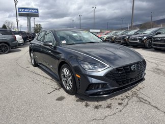 Used 2023 Hyundai Sonata SEL image 1