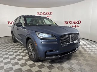 Used 2021 Lincoln Aviator 2WD w/ Class IV Trailer Tow Package image 1