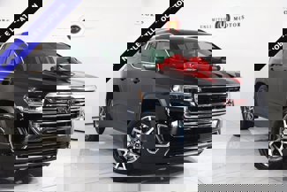 Used 2023 GMC Acadia SLT image 1