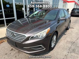 Used 2017 Hyundai Sonata SE image 1