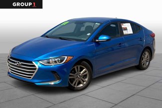 Used 2017 Hyundai Elantra SE image 1