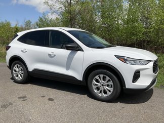 New 2025 Ford Escape Active w/ Cold Weather Package image 1