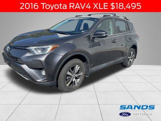 Used 2016 Toyota RAV4 XLE image 1