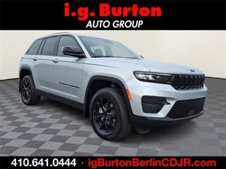New 2025 Jeep Grand Cherokee Altitude image 1