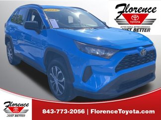 Used 2019 Toyota RAV4 LE image 1