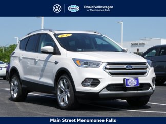 Used 2019 Ford Escape Titanium image 1