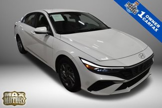 Used 2024 Hyundai Elantra SEL image 1