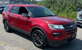 Used 2018 Ford Explorer XLT w/ Equipment Group 202A image 1