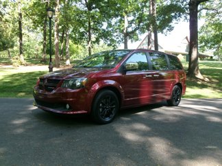 Used 2019 Dodge Grand Caravan GT image 1