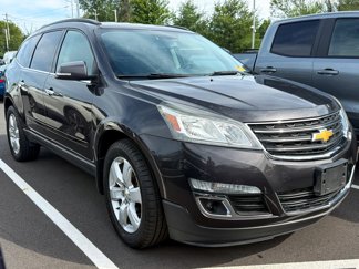 Used 2016 Chevrolet Traverse LT w/ Style and Technology Package image 1