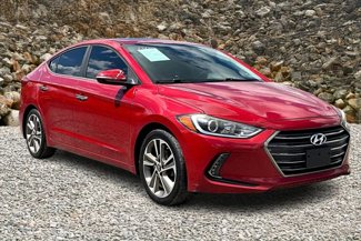 Used 2017 Hyundai Elantra Limited w/ Limited Tech Package 04 image 1