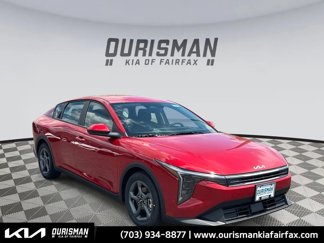 New 2025 Kia K4 LXS image 1