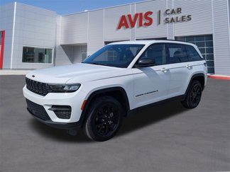 Used 2024 Jeep Grand Cherokee Altitude image 1