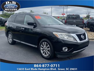 Used 2016 Nissan Pathfinder SV image 1