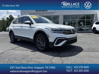 Used 2024 Volkswagen Tiguan SE image 1