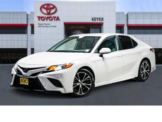 Used 2020 Toyota Camry SE image 1