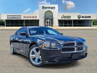 Used 2014 Dodge Charger SE image 1