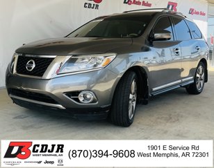 Used 2015 Nissan Pathfinder Platinum image 1