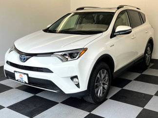 Used 2017 Toyota RAV4 XLE image 1