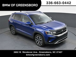 Used 2023 Volkswagen Taos SE image 1