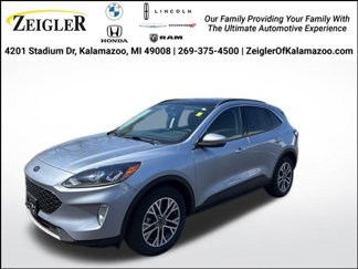 Used 2022 Ford Escape SEL image 1