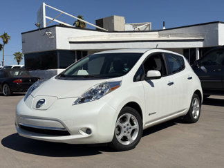 Used 2014 Nissan Leaf SV w/ LED & Quick Charge Package image 1