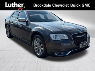 Used 2018 Chrysler 300 Limited w/ Safetytec Plus Group image 1
