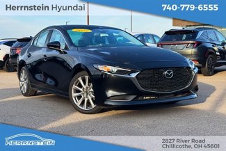 Used 2022 MAZDA MAZDA3 s image 1