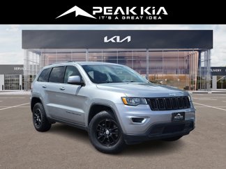 Used 2018 Jeep Grand Cherokee Laredo image 1
