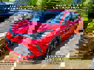 Used 2022 Toyota C-HR XLE image 1