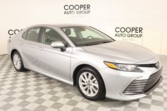 Used 2023 Toyota Camry LE image 1