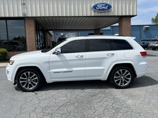 Used 2018 Jeep Grand Cherokee Overland image 1