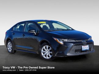 Used 2022 Toyota Corolla LE image 1
