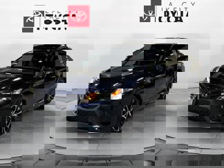 Used 2020 Toyota Camry SE image 1