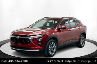 Used 2025 Chevrolet Trax LT w/ Driver Confidence Package image 1