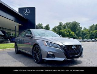 Used 2022 Nissan Altima 2.5 SR image 1