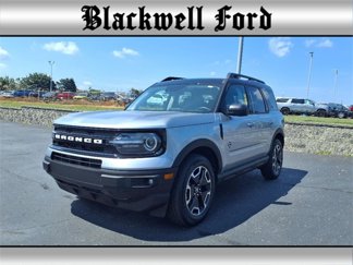 Used 2023 Ford Bronco Sport Outer Banks w/ Tech Package image 1