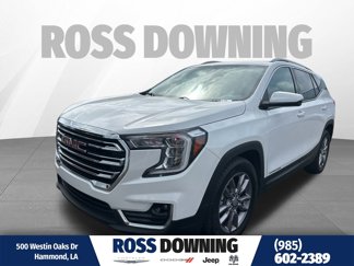Used 2023 GMC Terrain SLT image 1