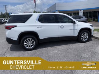 Used 2023 Chevrolet Traverse LS image 1