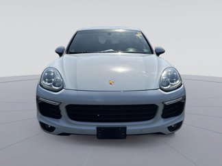 Used 2016 Porsche Cayenne image 1