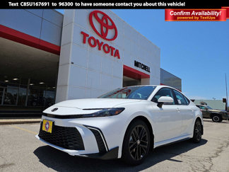 New 2025 Toyota Camry SE image 1