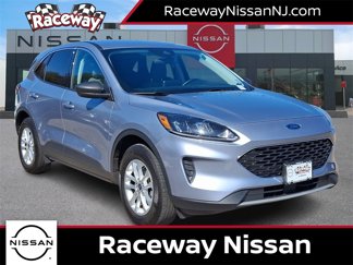 Used 2022 Ford Escape SE image 1