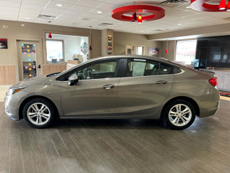 Used 2018 Chevrolet Cruze LT w/ Convenience Package image 1