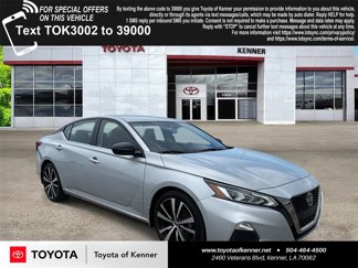 Used 2022 Nissan Altima 2.5 SR image 1