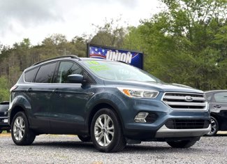 Used 2018 Ford Escape SE image 1