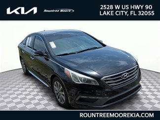 Used 2017 Hyundai Sonata Limited w/ Tech Package 03 image 1