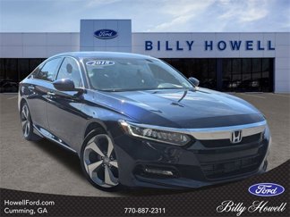 Used 2018 Honda Accord Touring image 1