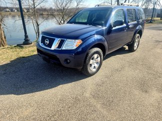 Used 2009 Nissan Pathfinder S image 1