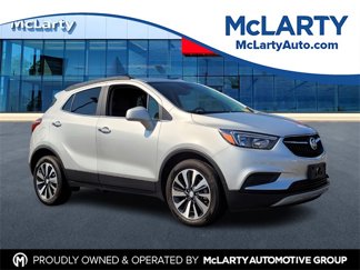 Used 2022 Buick Encore Preferred image 1